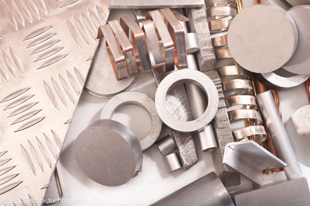 金屬材料的現(xiàn)代加工技術(shù) 塑造工業(yè)文明的基石